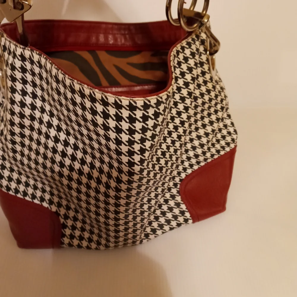 Handbag - Picture 3 of 3